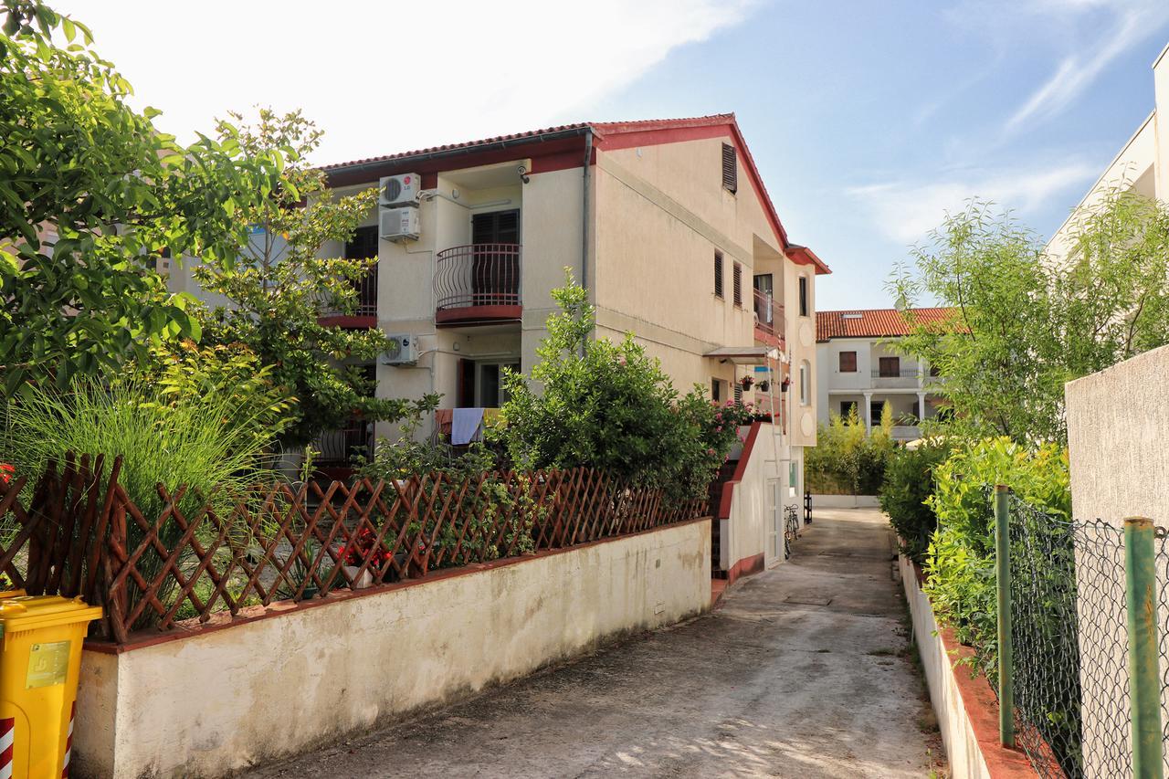 Apartments Amalia Ρόβινι Εξωτερικό φωτογραφία