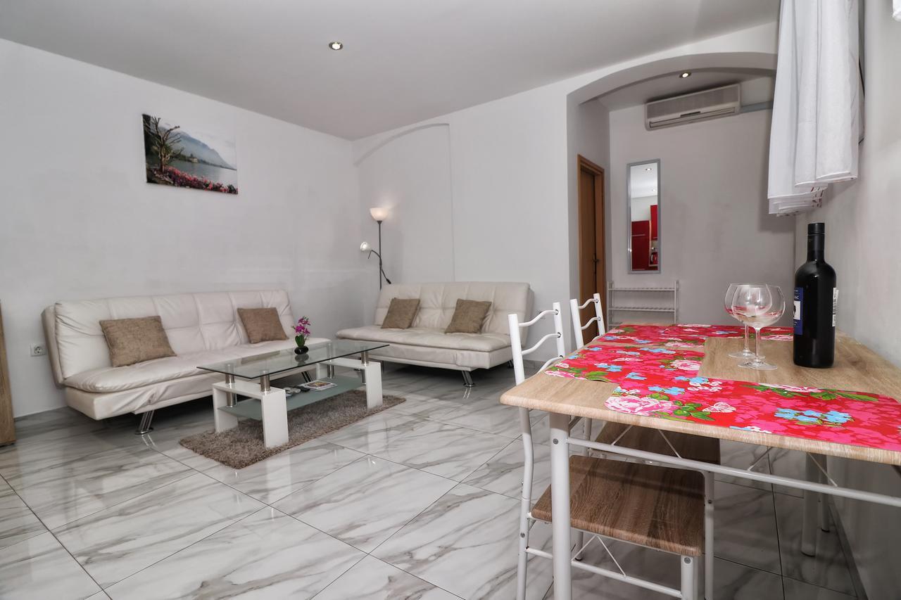 Apartments Amalia Ρόβινι Εξωτερικό φωτογραφία
