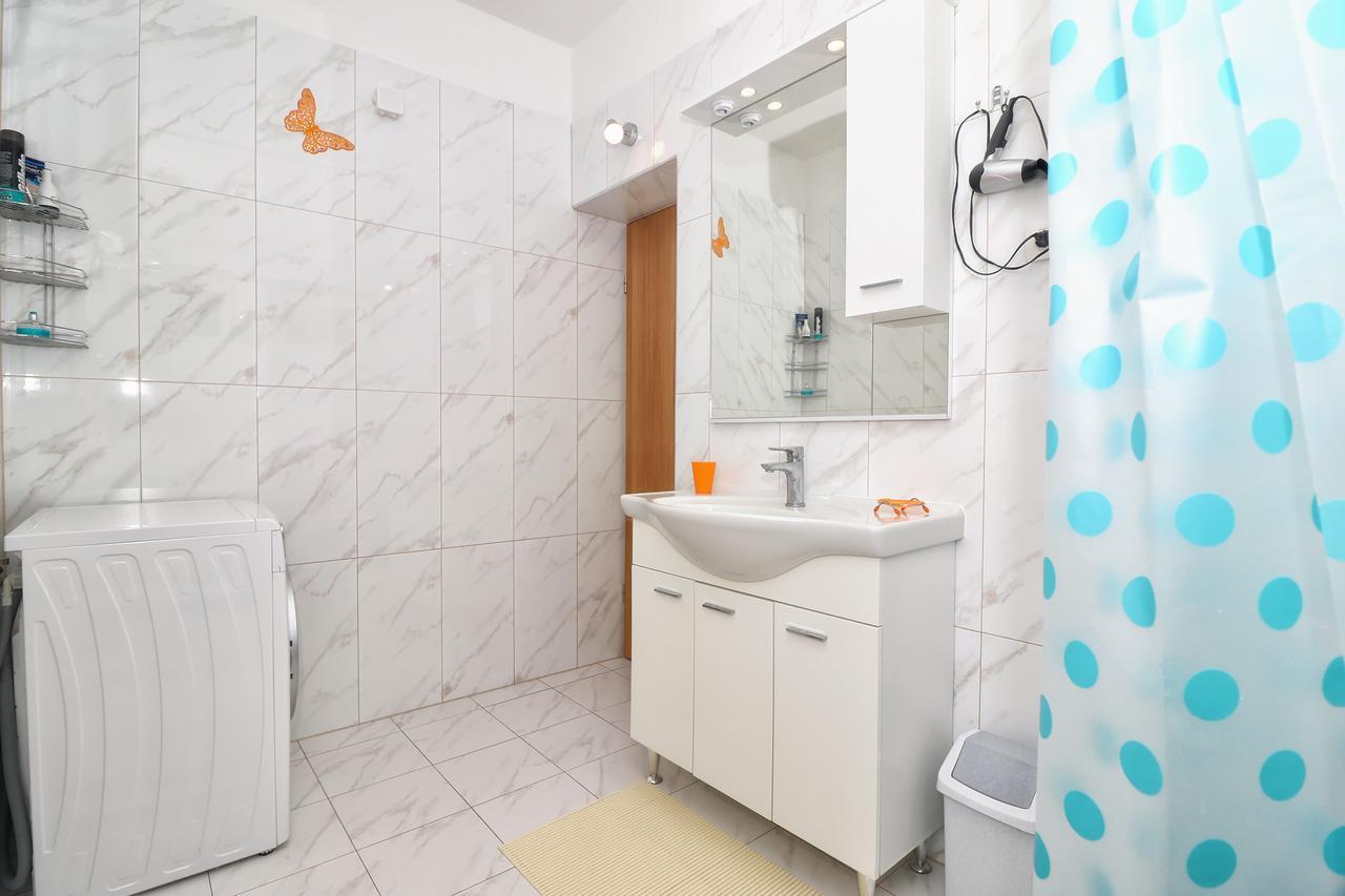 Apartments Amalia Ρόβινι Εξωτερικό φωτογραφία